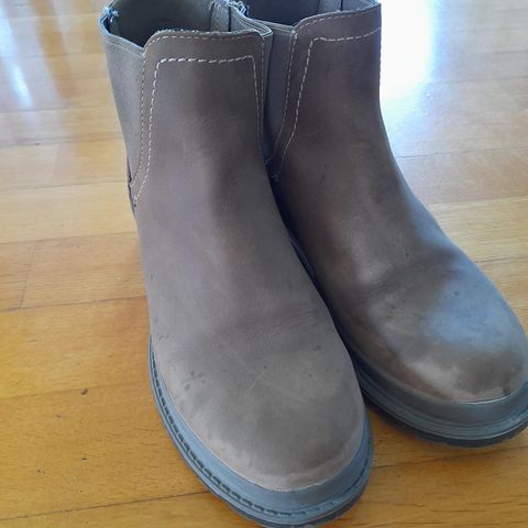 Muckboot Liberty Chelsea Taupe str.39/40