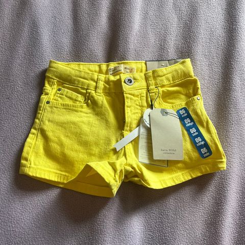 Ny shorts ZARA str 116