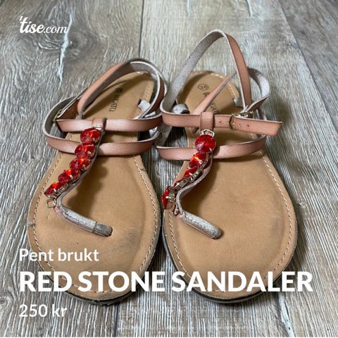 Red Stone Sandaler