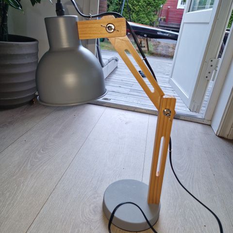 Skrivebordslampe