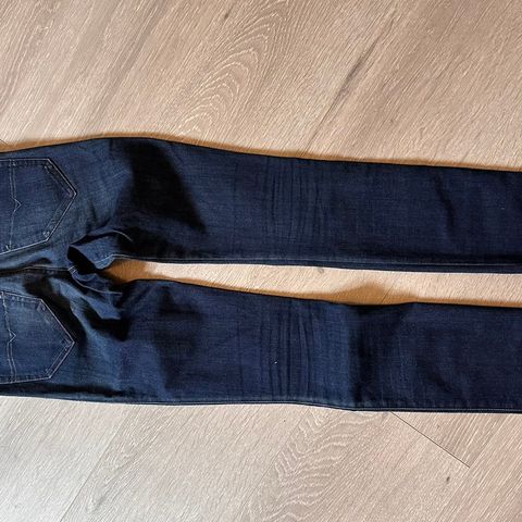 Dongeribukse jeans str 27