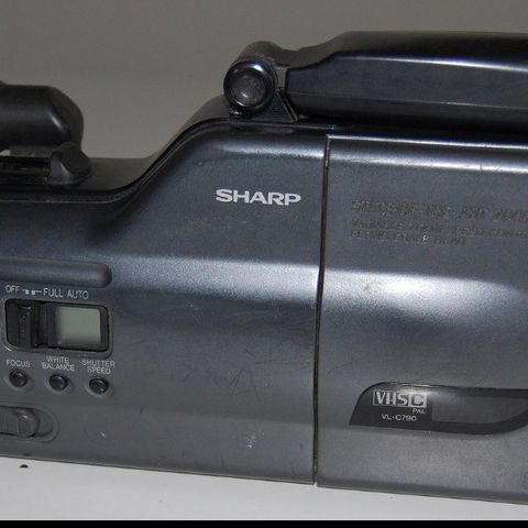 Vintage  Camcorder Sharp VL C790s VHS-C PAL for deler, studier,pynt