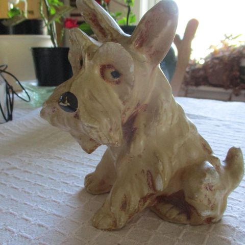 Koselig hundefigur