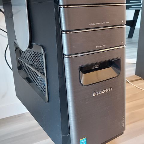 Stasjonær PC-Lenovo IdeaCenter K450