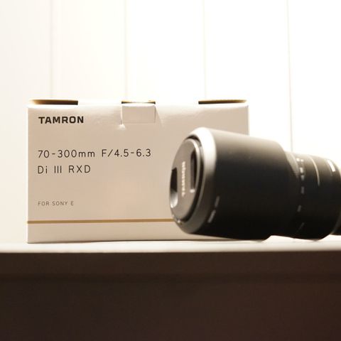 Tamron 70-300mm F/4.5-6.3 til Sony E