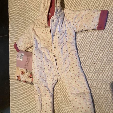 Ny Varm og myk Babydress. Perfekt julegave.