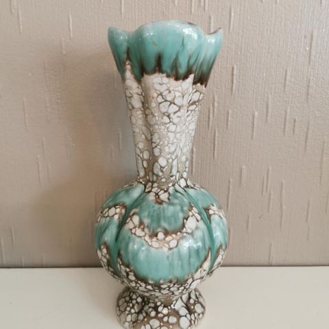 Vintage keramikk vase /urne selges