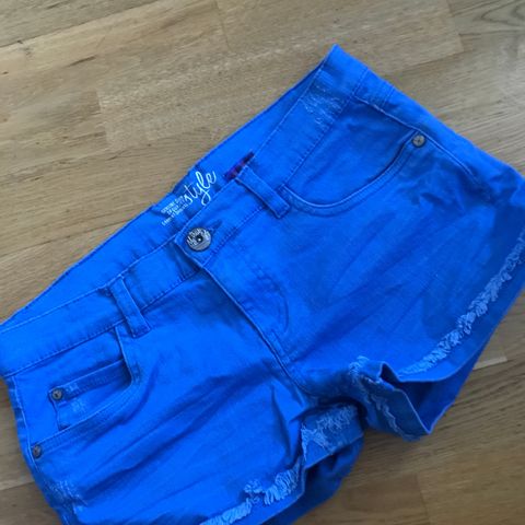 Shorts jente 12-14 år