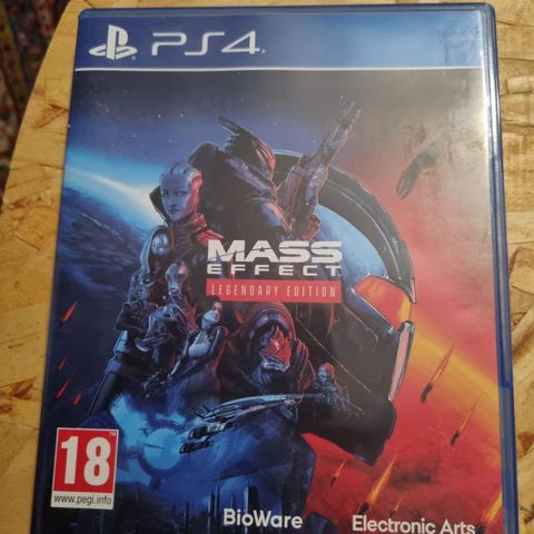 Strøkent PS4 Mass Effect Legendary Edition