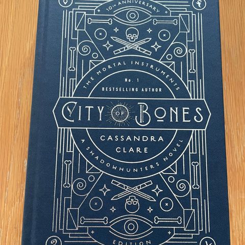 City of Bones. A shadowhunters novel