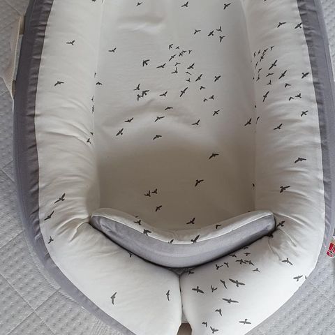 Voksi premium babynest