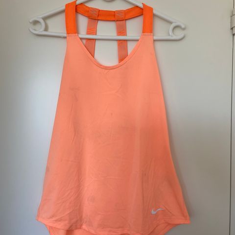 NIKE treningstopp orange Dri-fit str S