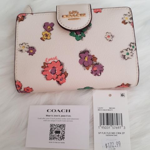 Coach CA737 Medium Corner Zip Wallet