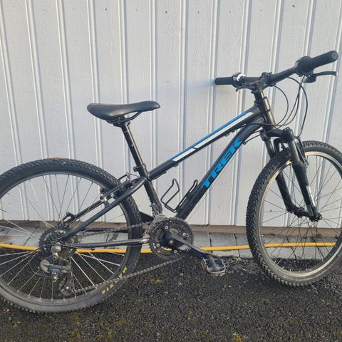 Trek Superfly 24"