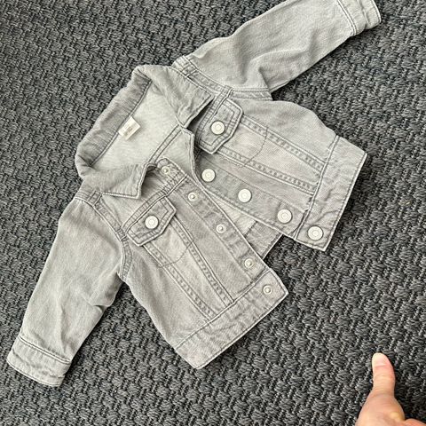 Baby jeans jakke str 68