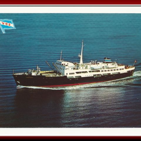 ** HURTIGRUTEN M/S * FINNMARKEN * VESTERAALENS DAMPSKBSS. ** REF . 8147