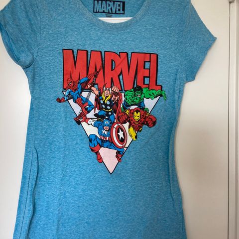 Marvel T-skjorte 11/13 år fin blåfarge