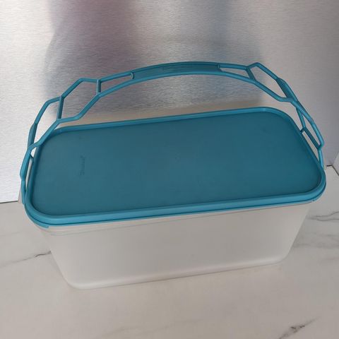 TUPPERWARE boks.