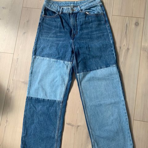 Jeans str. 27 fra Monki