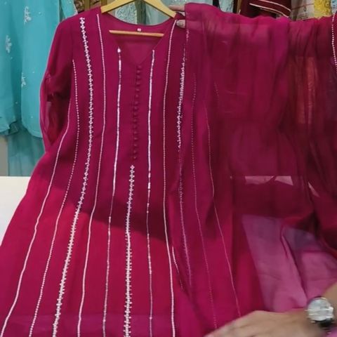 Pakistanske / indiske klær