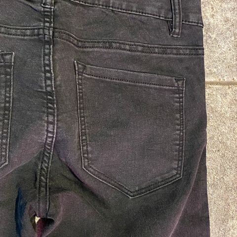 Sort jeans fra Cubus 30"x32"