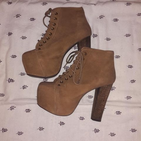 Jeffrey Campbell Lita :-)