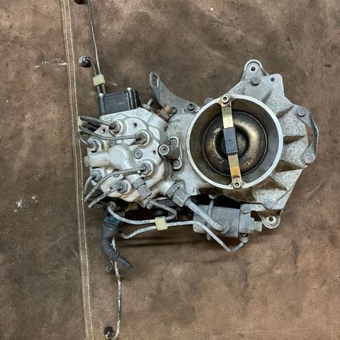 KE Jetronic og innsug for 300-24 V