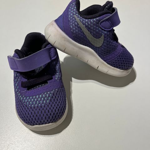 Nike sko str. 18,5