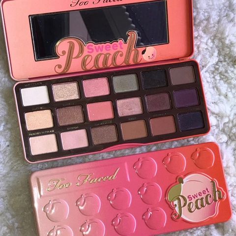 Too Faced Sweet Peach Eyeshadow Palette