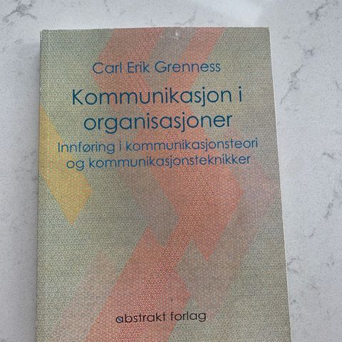 Kommunikasjon i organisasjoner, Carl E Grennnes