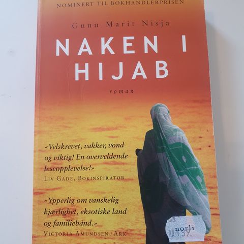 Naken i hijab. Gunn Marit Nisja