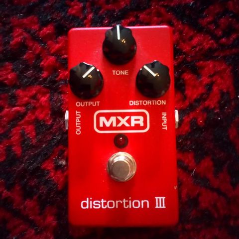 MXR Distortion III pedal *Som ny*