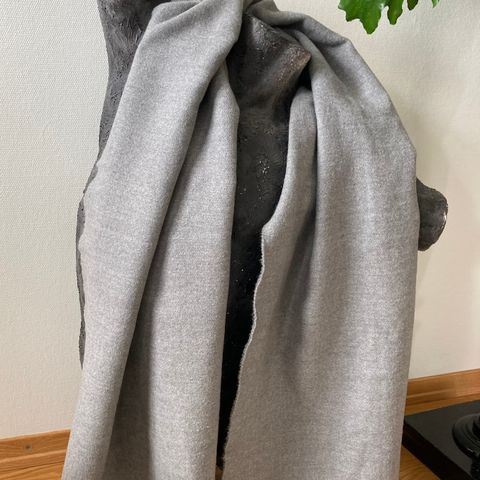 Skjerf, varmt og stort, varm grå, Str 51x182 cm