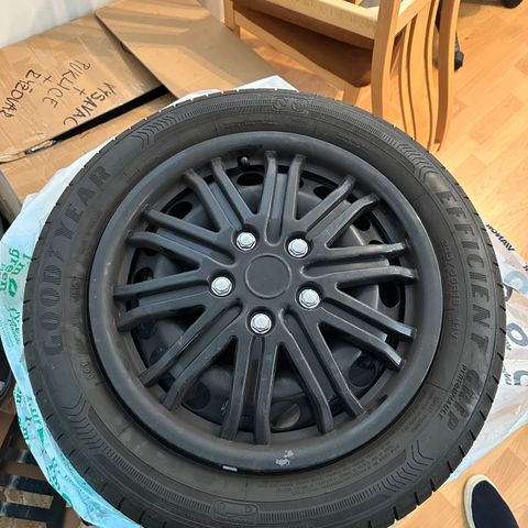 Dekk med felger / Rims with tires