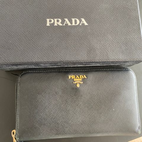 prada lommebok