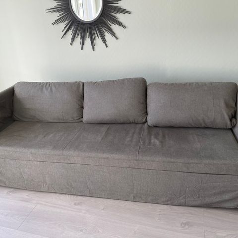 Praktisk og behagelig IKEA sofa selges billig