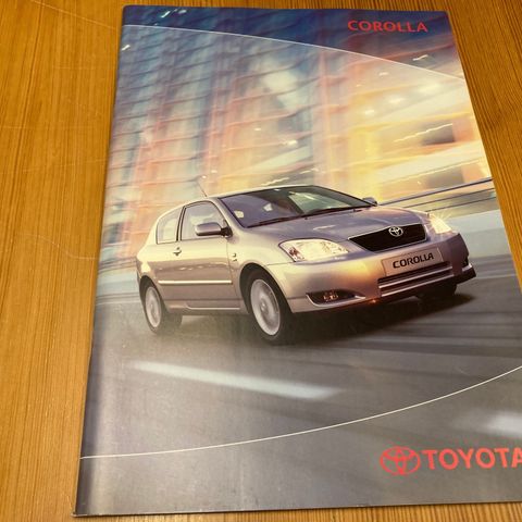 BILBROSJYRE - TOYOTA COROLLA - 2003