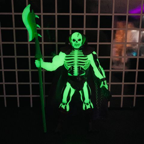 MOTU Classics Scare glow