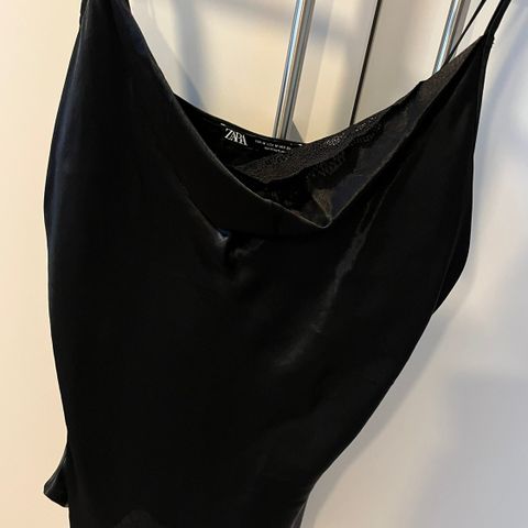 Cowl neck topp fra Zara