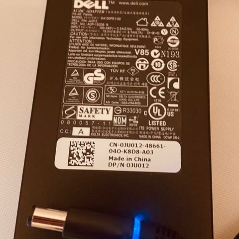 Dell strømforsyning / 19,5V / 130 Watt
