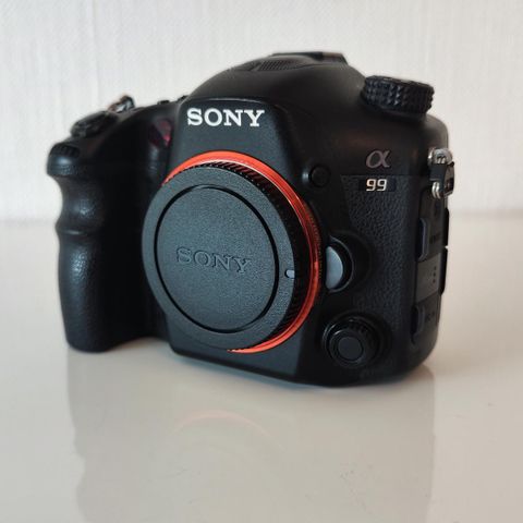 Sony A99 Fullformat Kamerahus, m/batterigrep