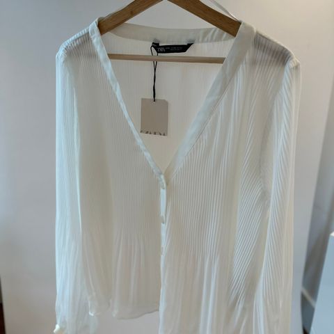 Ny bluse fra Zara
