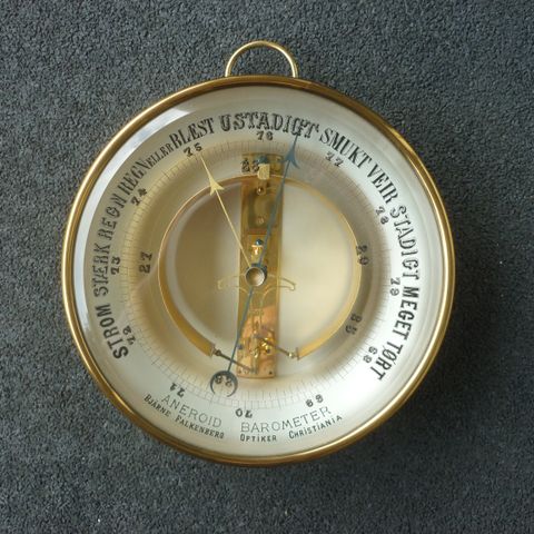 Stort vintage Brevete barometer fra Optiker Bjärne Falgenberg, Christiania.
