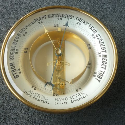 Stort vintage Brevete barometer fra Optiker Bjärne Falgenberg, Christiania.