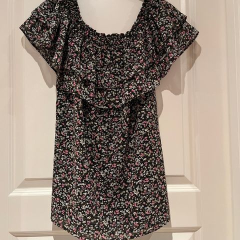 Neo Noir Austin Flower tee, t-skjorte/ topp, strl. XS (S), som ny