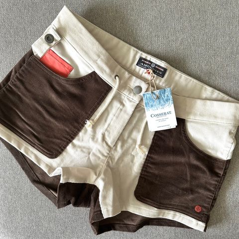 AMUNDSEN 3incher shorts str. L