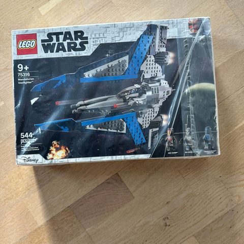 Lego Star Wars 75316 - Mandalorian Starfighter