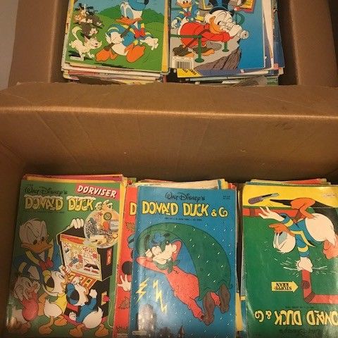 Tegneserier  -  Donald Duck blader fra 1980- og 1990-tallet; + 8 stk. fra 1963