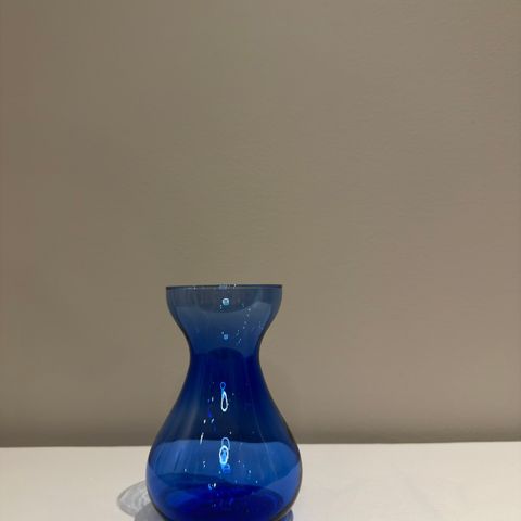 Luminarc vase