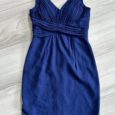 FLOYD knelang kjole -nydelig dyp blå str 10, Small.